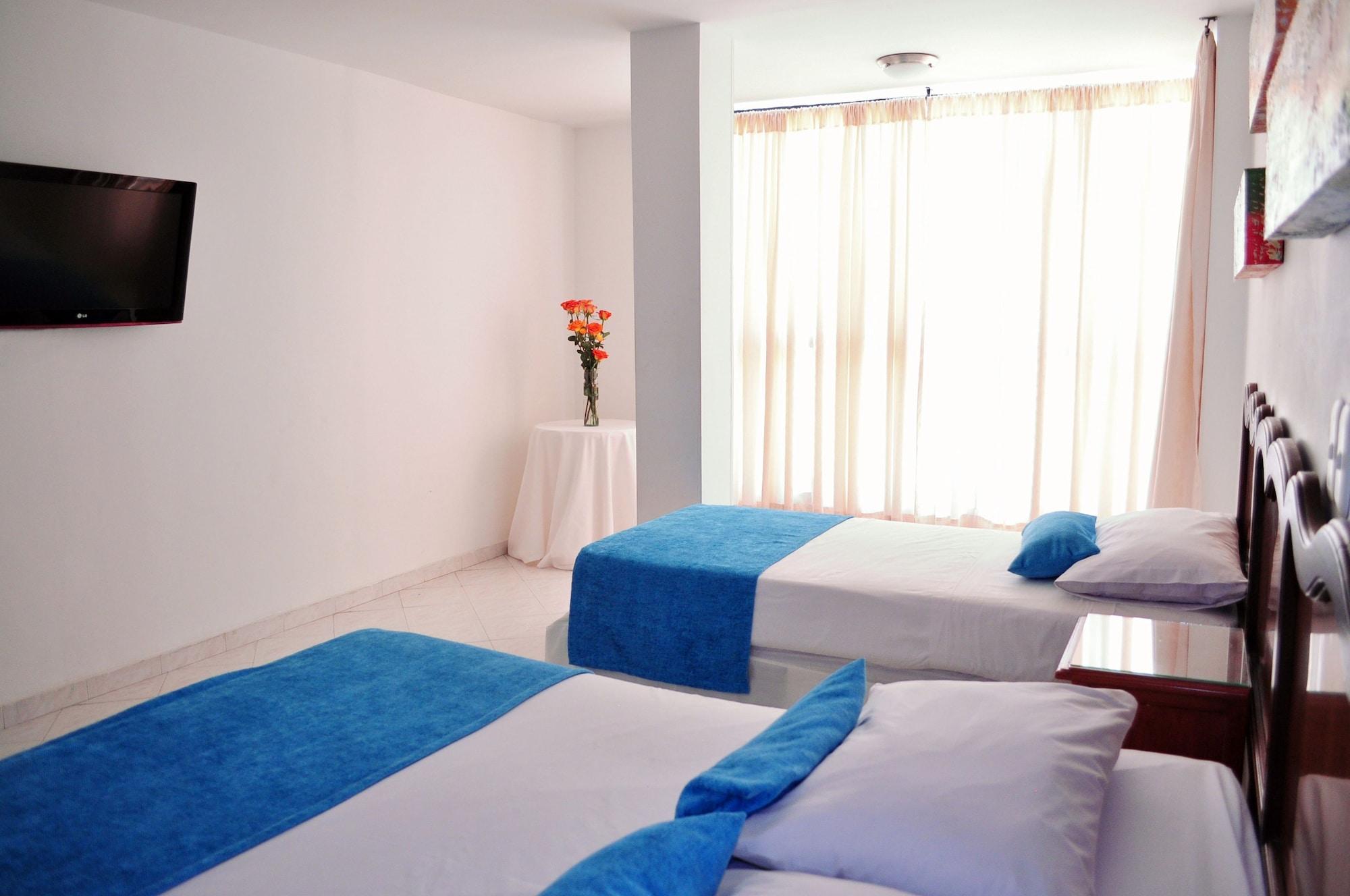 Hotel Valladolid Santa Marta  Eksteriør billede