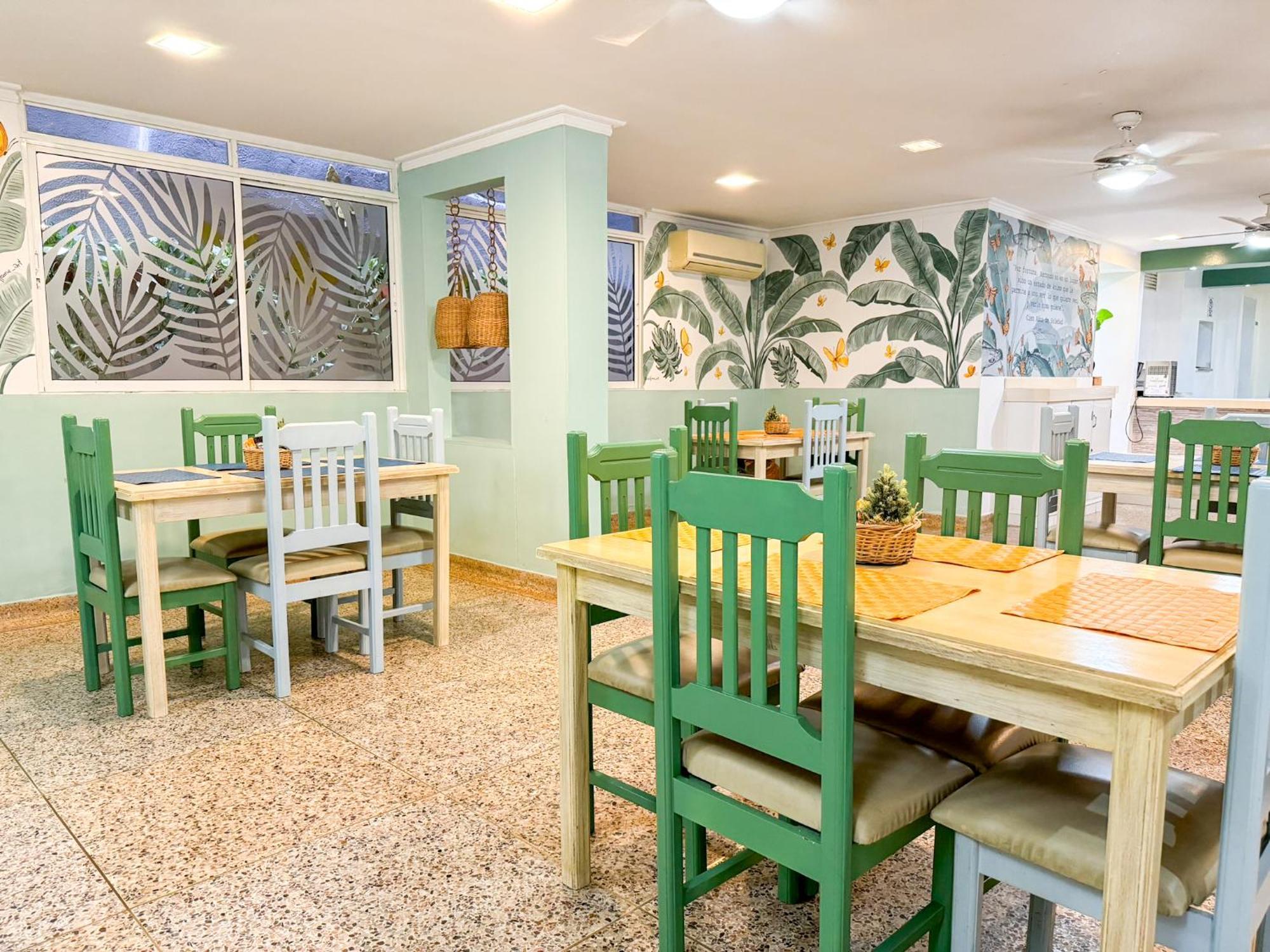 Hotel Valladolid Santa Marta  Eksteriør billede