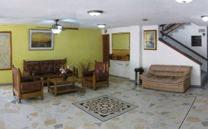 Hotel Valladolid Santa Marta  Eksteriør billede