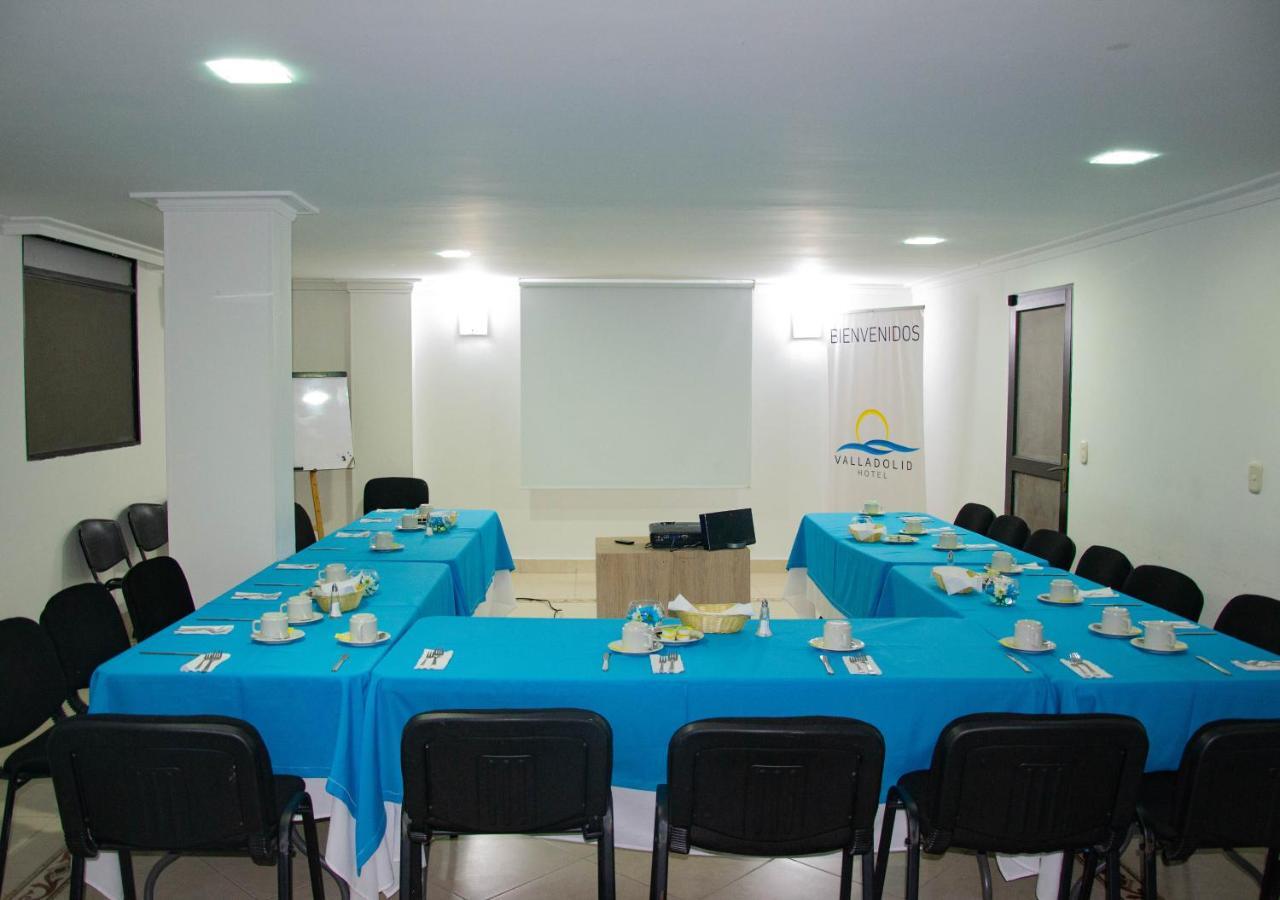 Hotel Valladolid Santa Marta  Eksteriør billede